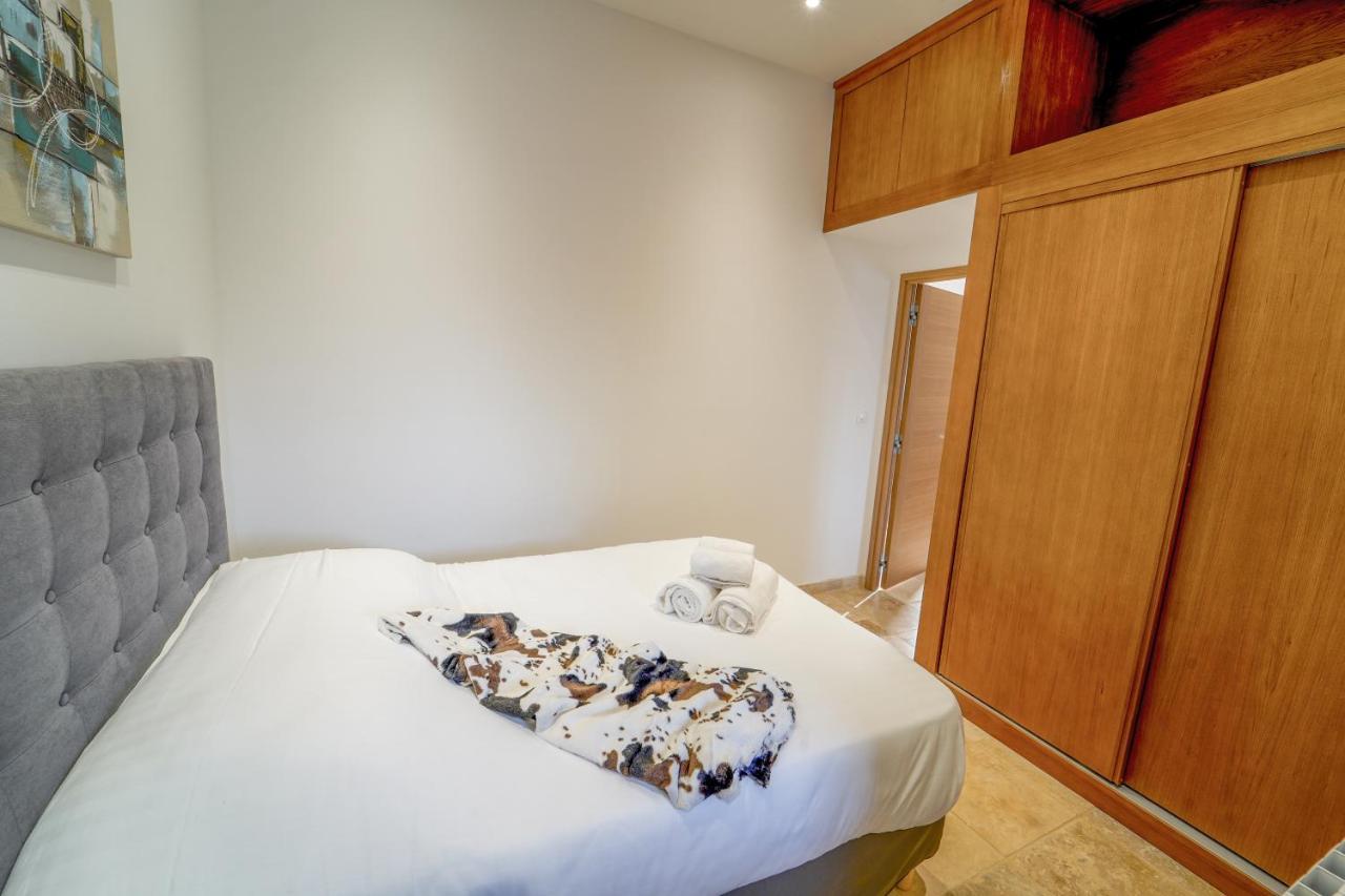 Les Vallees By Cocoonr Apartment Bonnefamille Luaran gambar