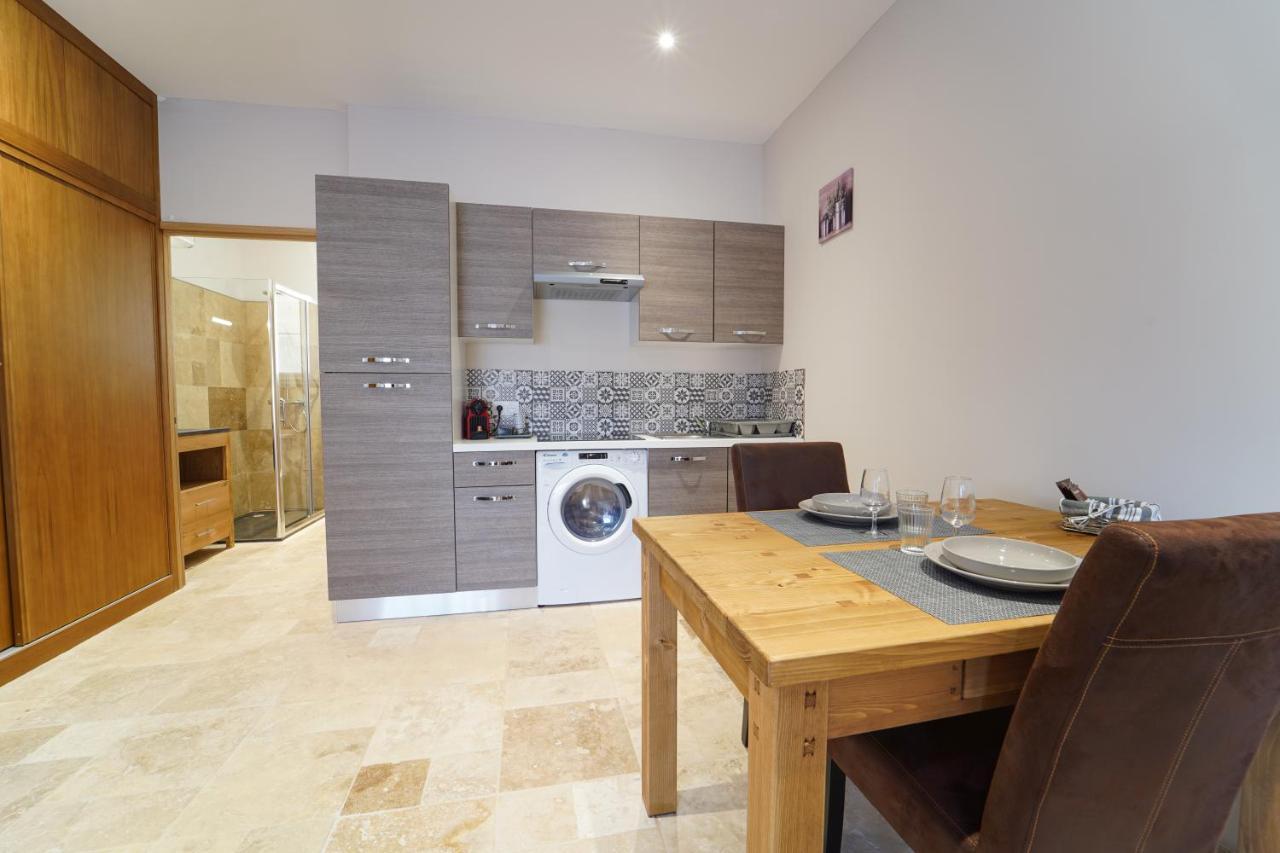 Les Vallees By Cocoonr Apartment Bonnefamille Luaran gambar
